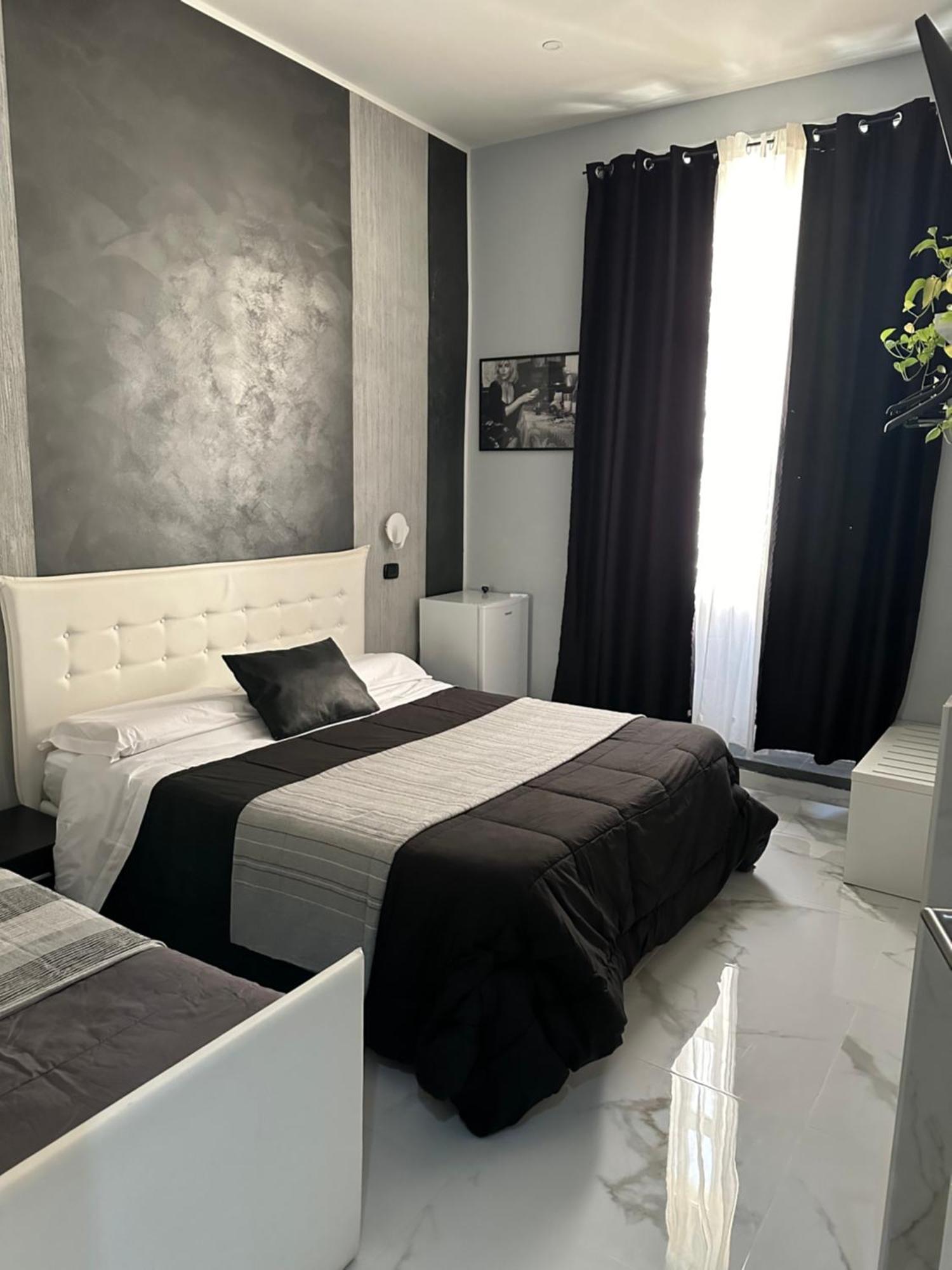 Italy 2* Roma
